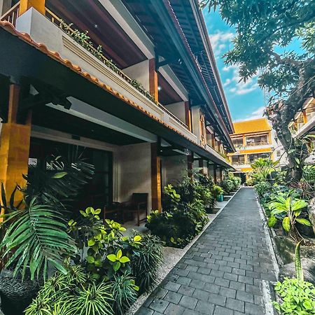 Bali Summer Hotel By Amerta Kuta Lombok Exterior foto