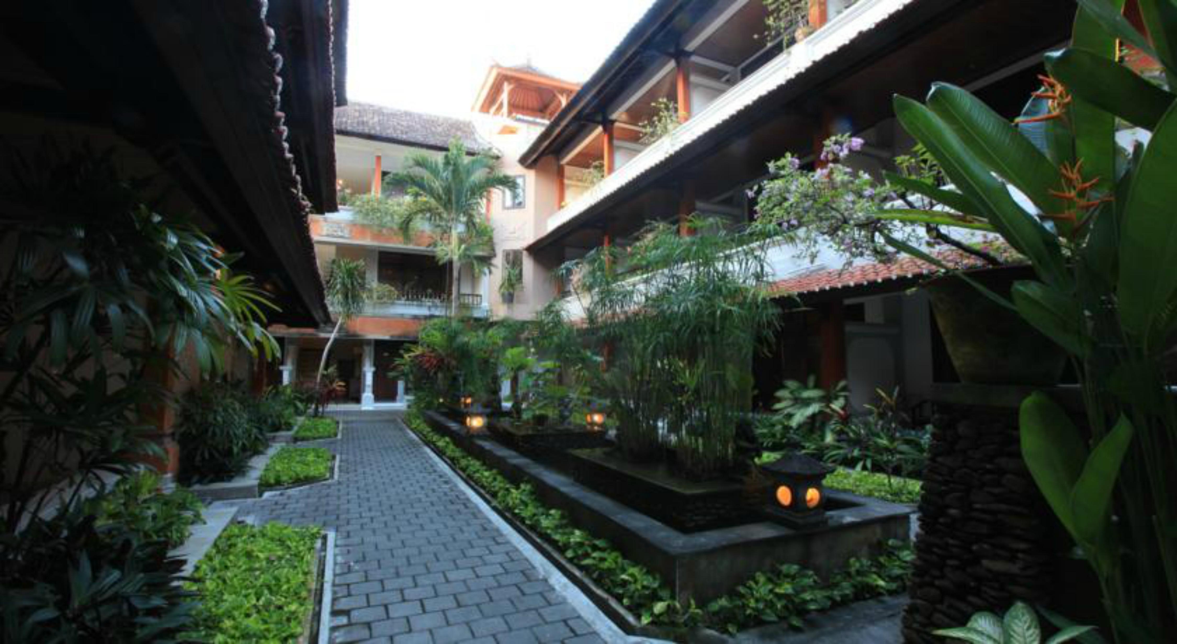 Bali Summer Hotel By Amerta Kuta Lombok Exterior foto