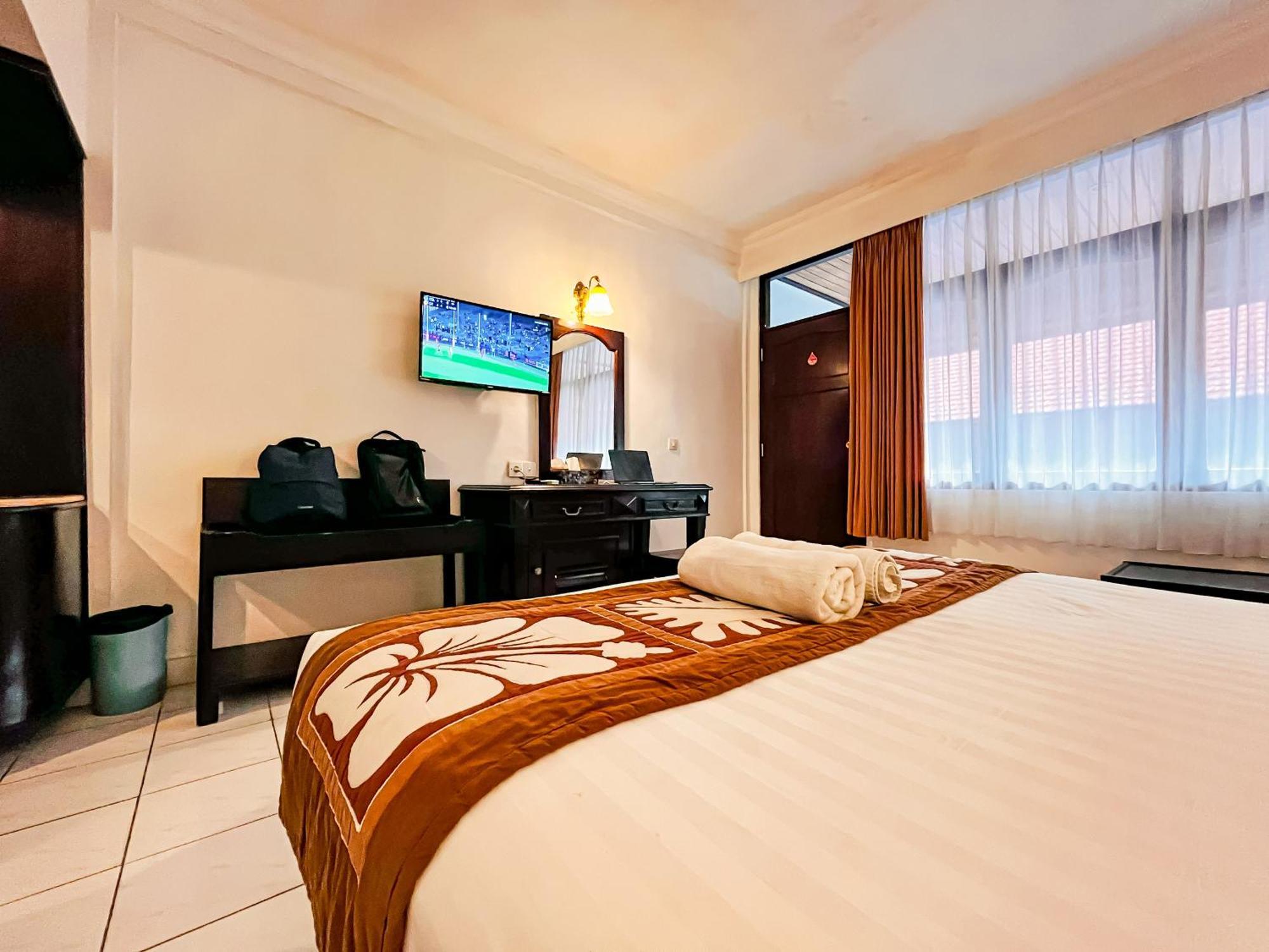 Bali Summer Hotel By Amerta Kuta Lombok Exterior foto
