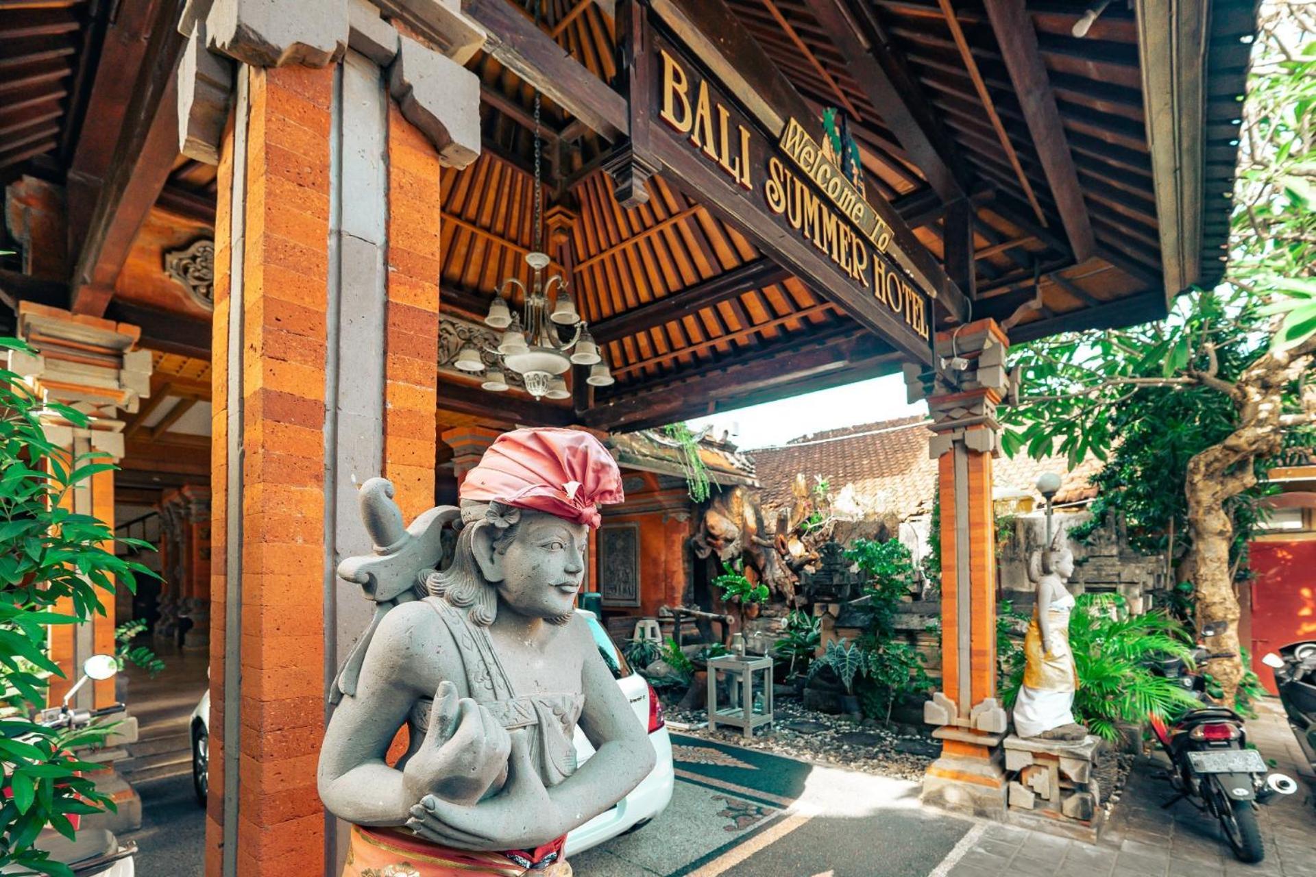 Bali Summer Hotel By Amerta Kuta Lombok Exterior foto