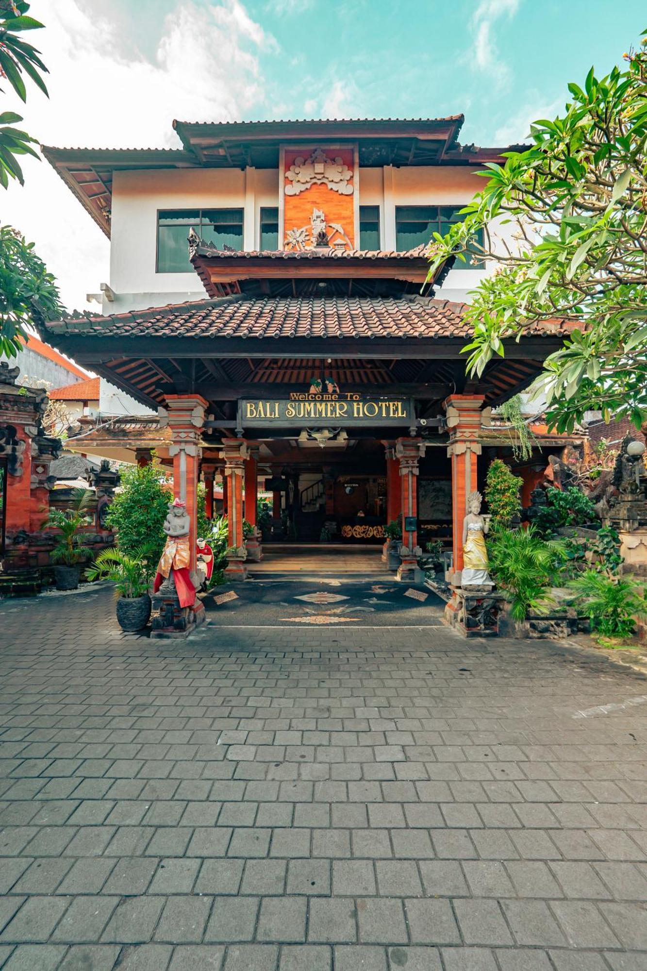 Bali Summer Hotel By Amerta Kuta Lombok Exterior foto